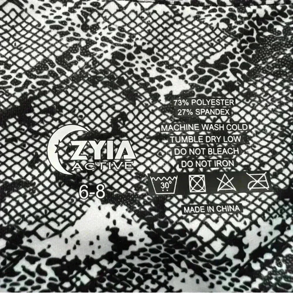 Zyia Active Cobra Metallic Pocket Light n Tight Hi-Rise Capri leggings 6-8 - Picture 3 of 6